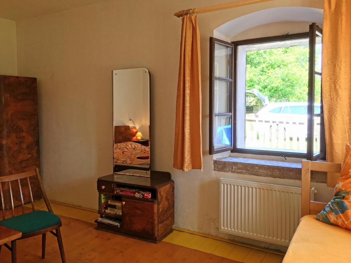 Apartmany V Broumovskem Statku ภายนอก รูปภาพ